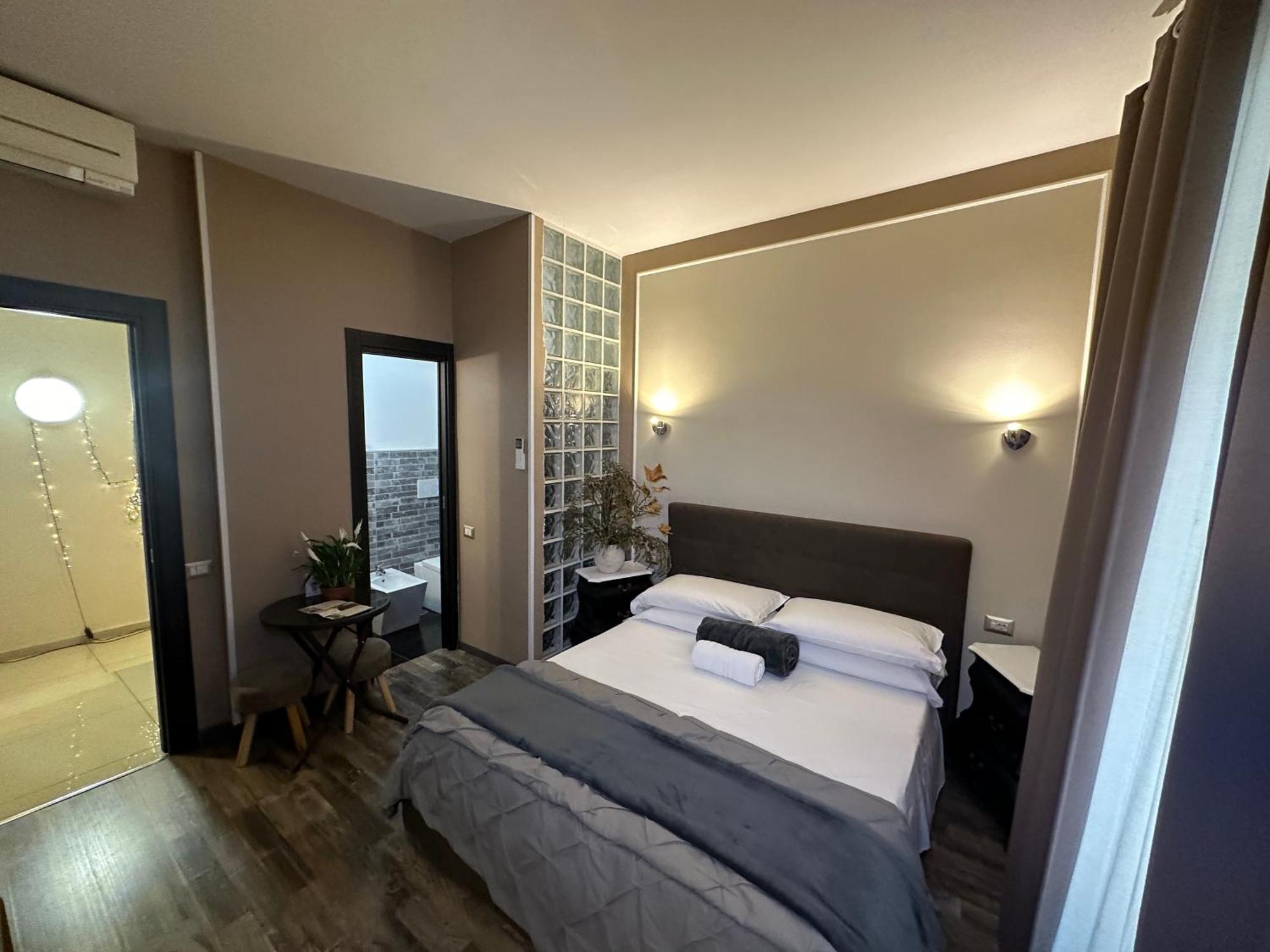 Candia 4* Rom