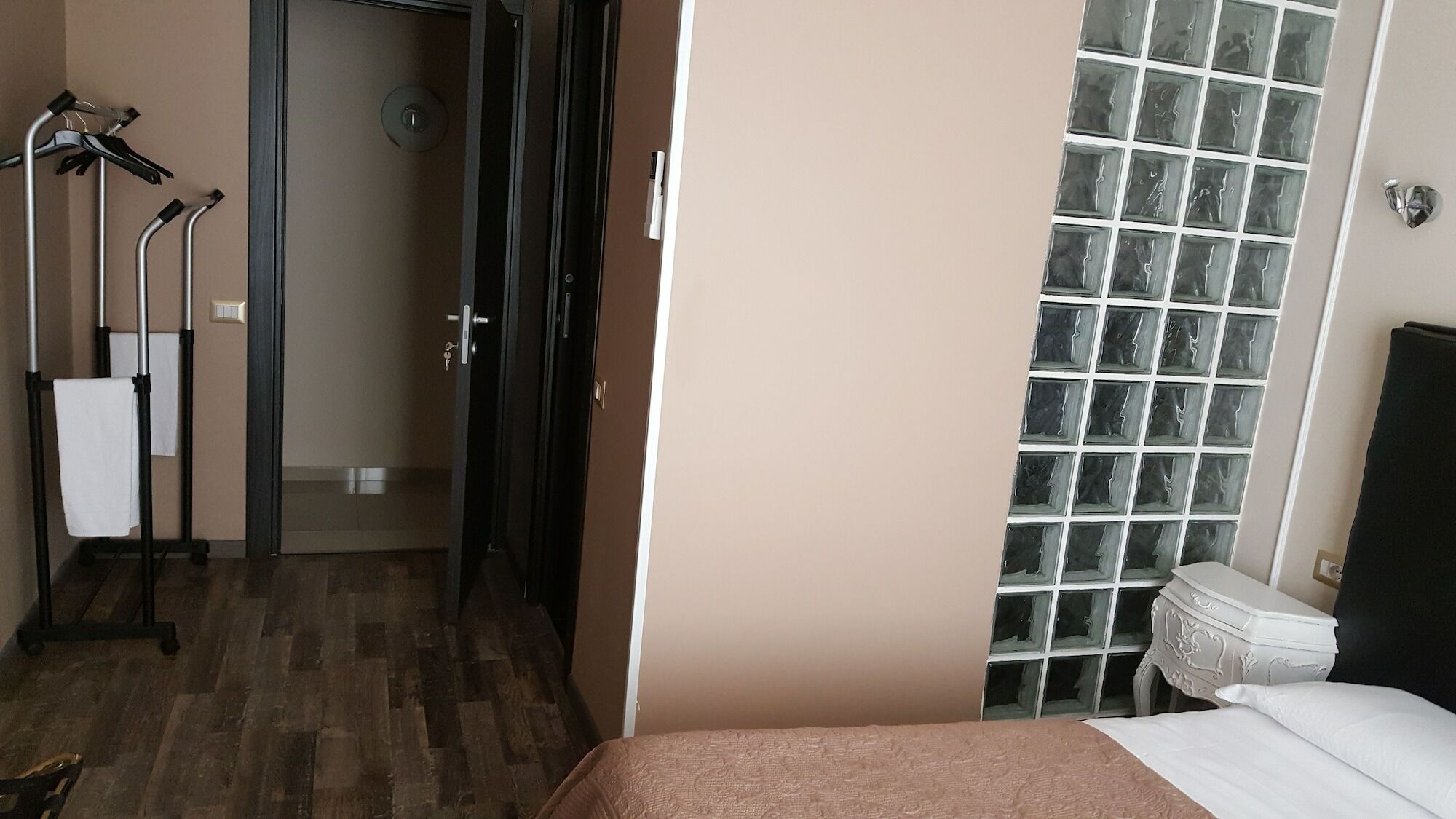 Candia 4* Rom